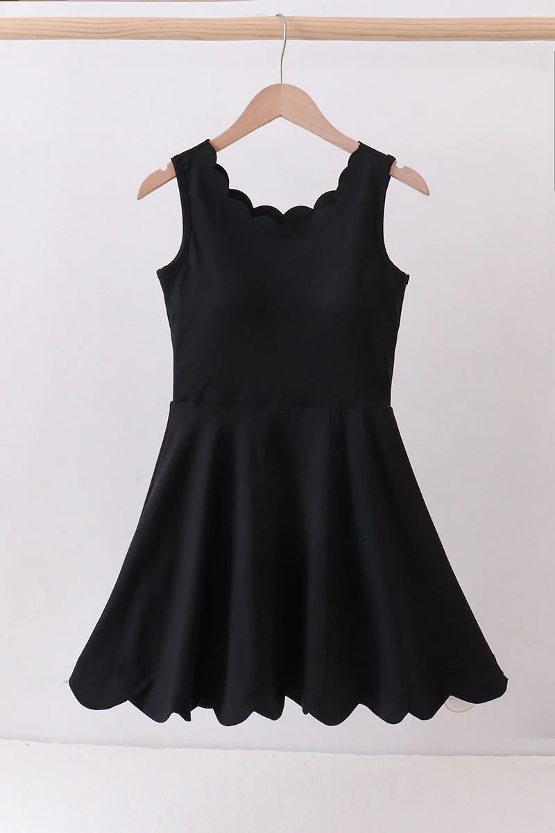 Black scalloped active mom&me dress - Image 6