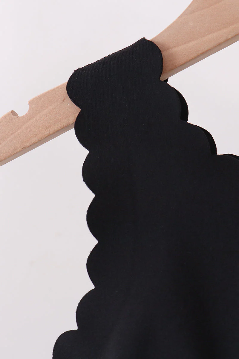 Black Scalloped Yoga Skorts Set - Image 2