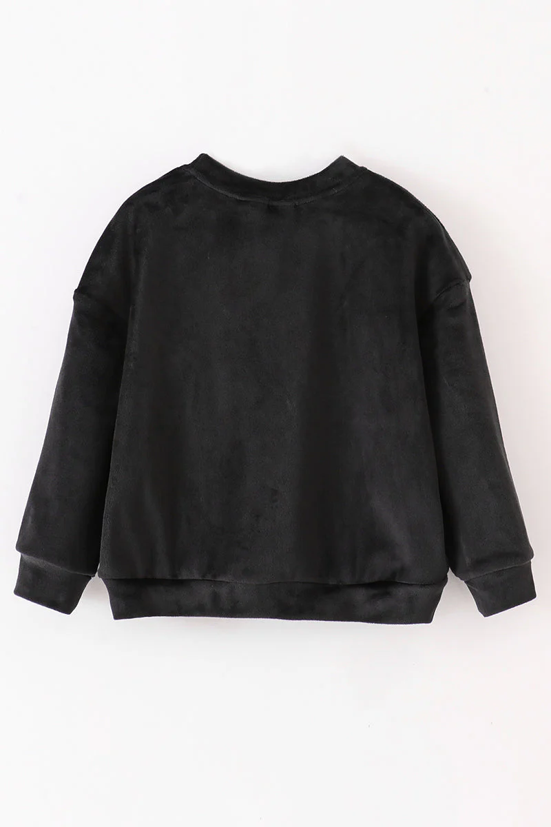 Black velvet blessed embroidery mom&me sweatshirt - Image 6