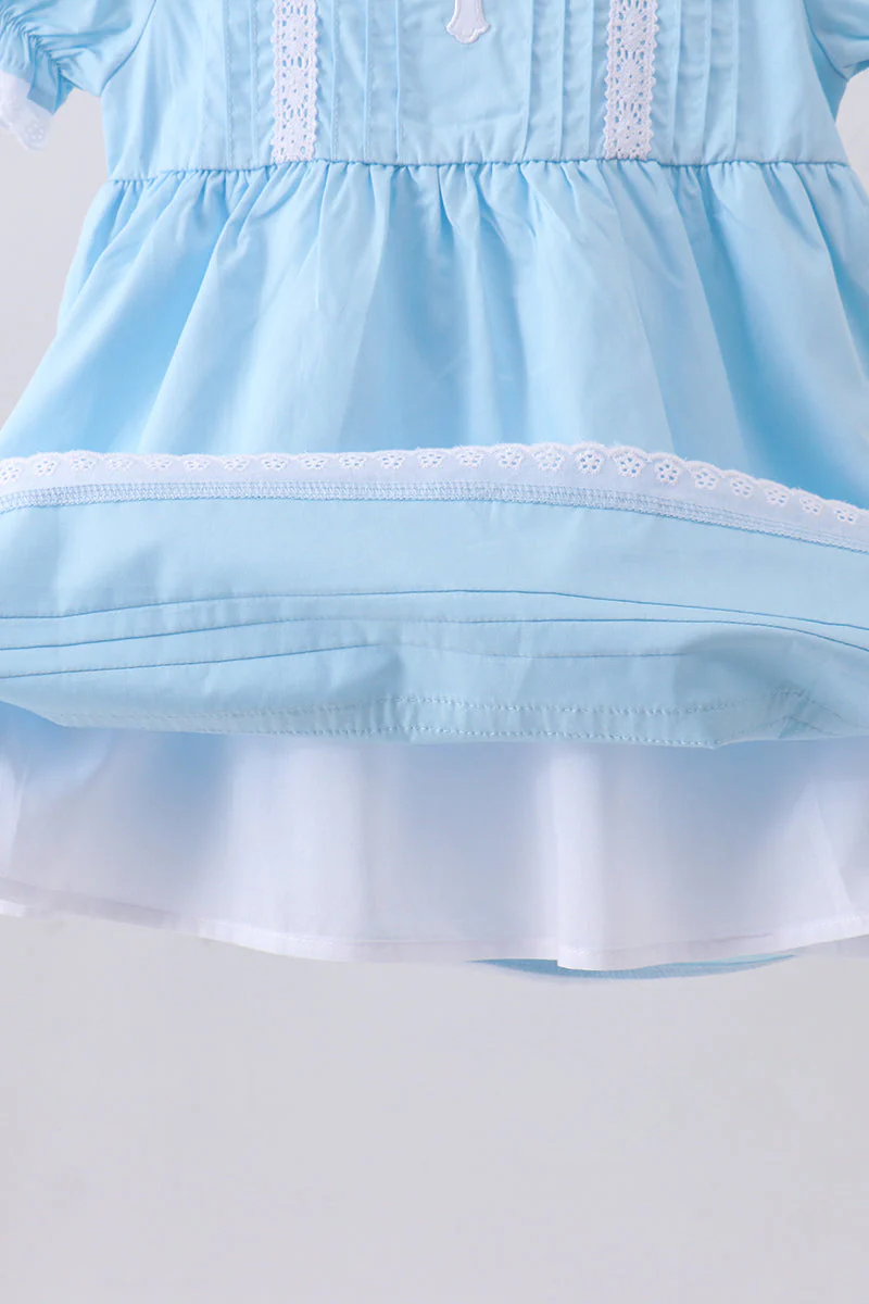 Blue cross embroidery lace dress - Image 3