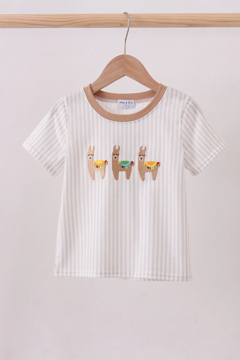 Brown alpaca embroidery top