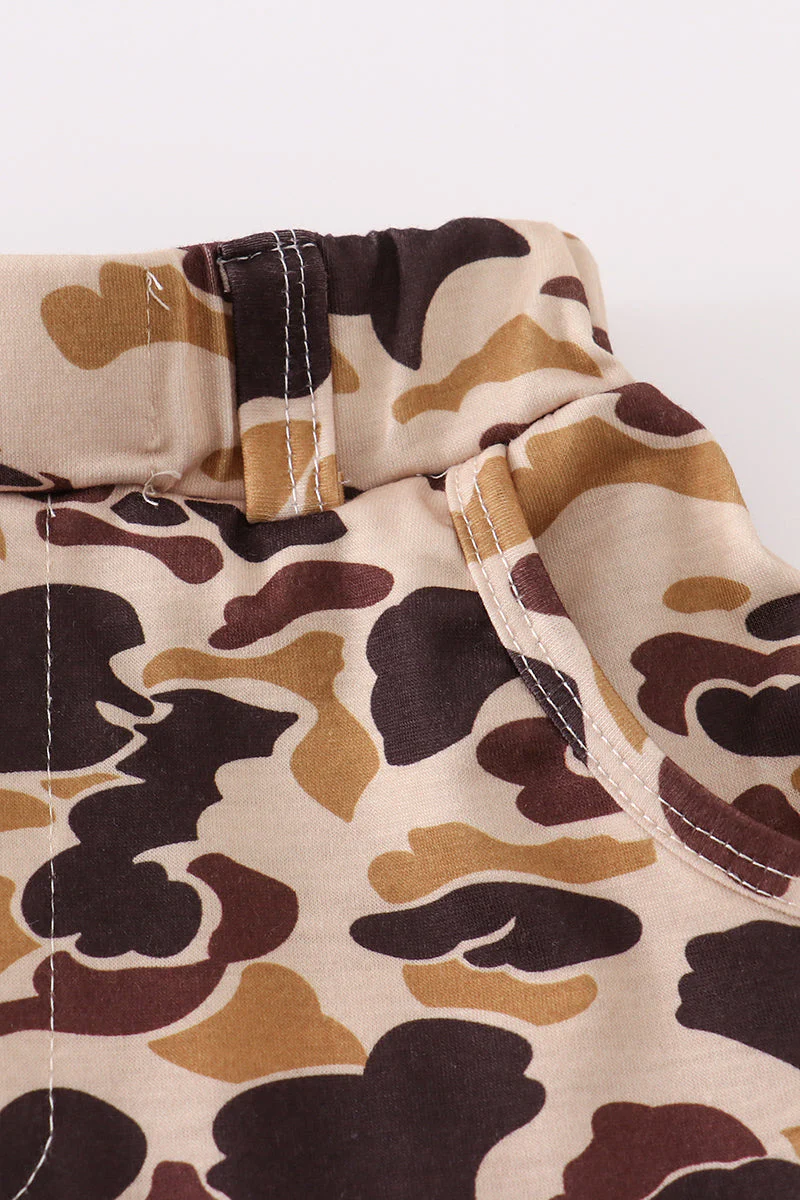 Brown camouflage print dad&me shorts - Image 5