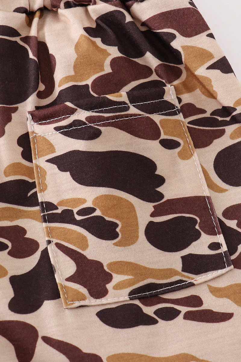 Brown camouflage print dad&me shorts - Image 8