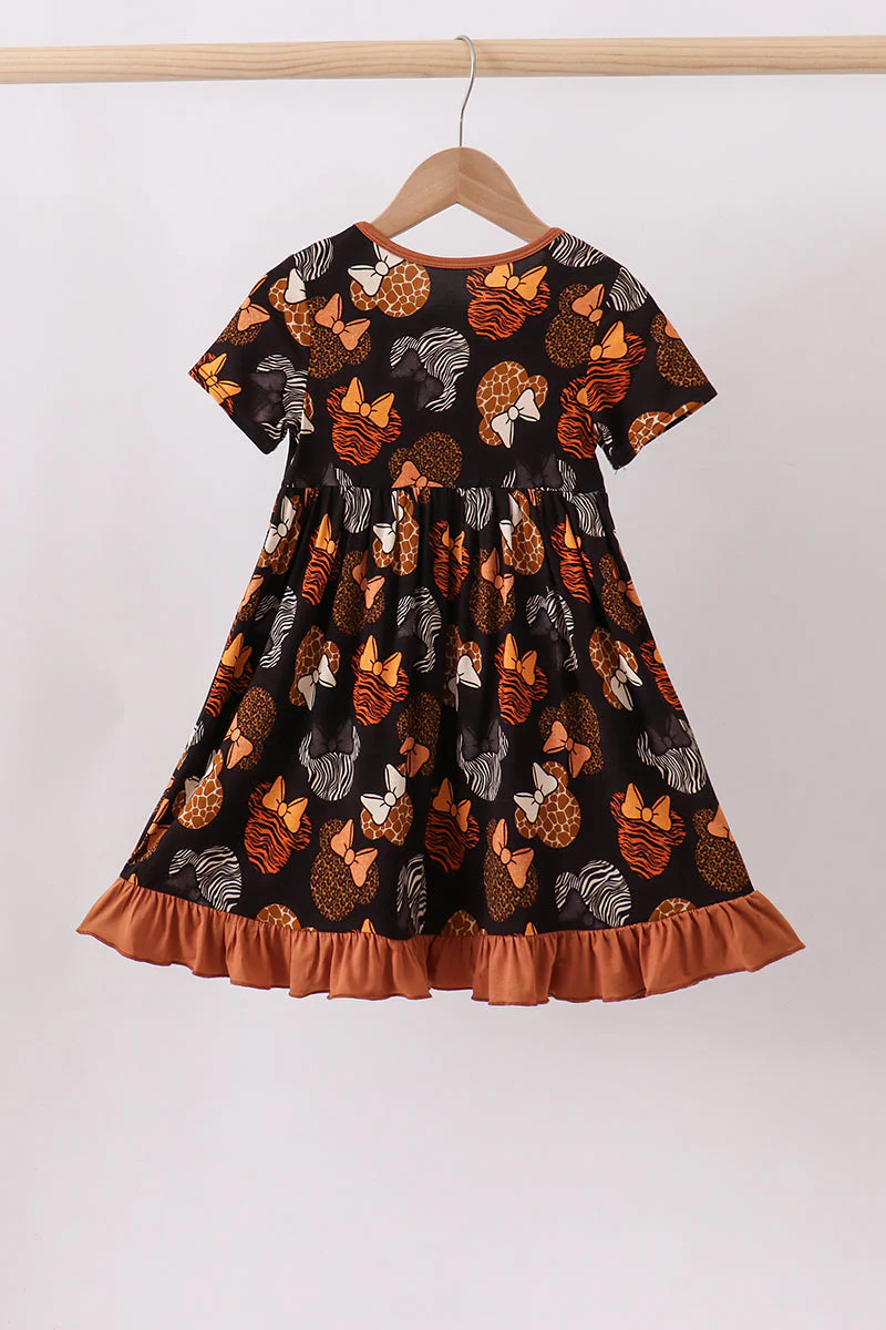 Brown character bamboo dress - Image 4