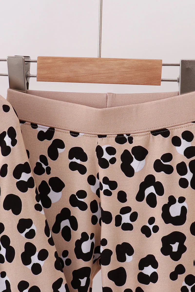 Brown leopard bamboo pajama set - Image 4
