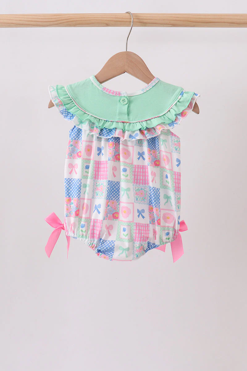 Green Bow Embroidered Checkered Bubble - Image 4