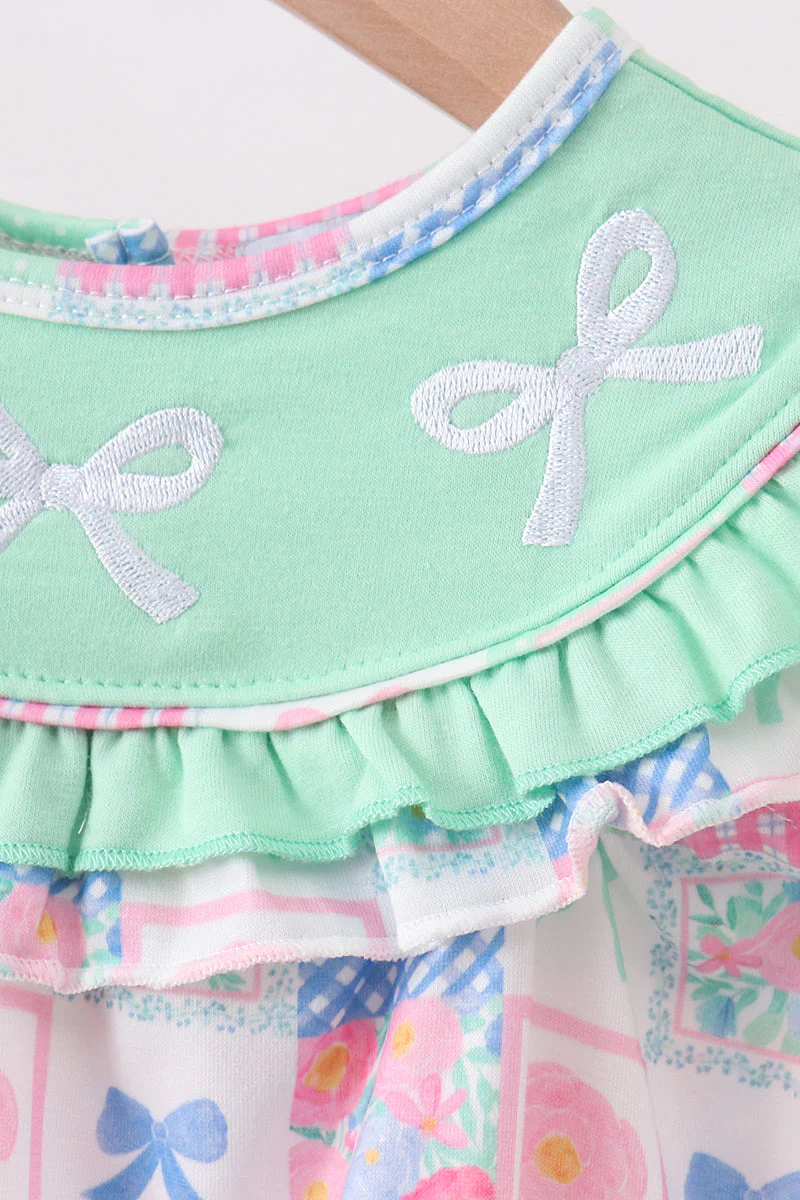 Green Bow Embroidered Checkered Bubble - Image 5
