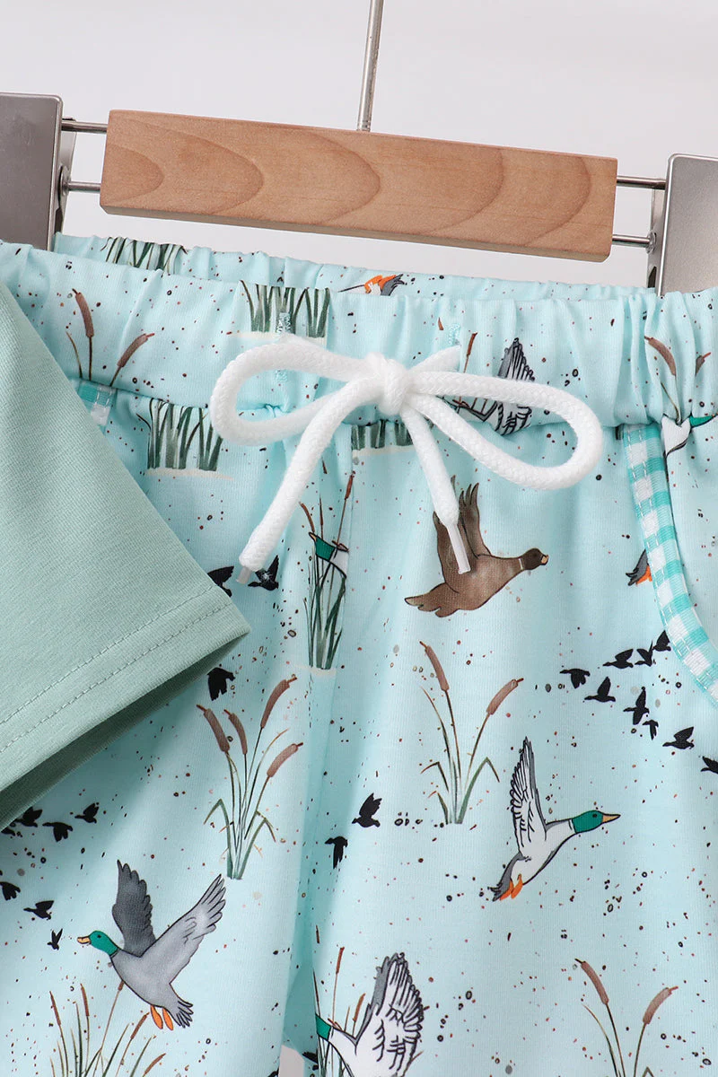 Green Duck Pocket Shorts Set - Image 2