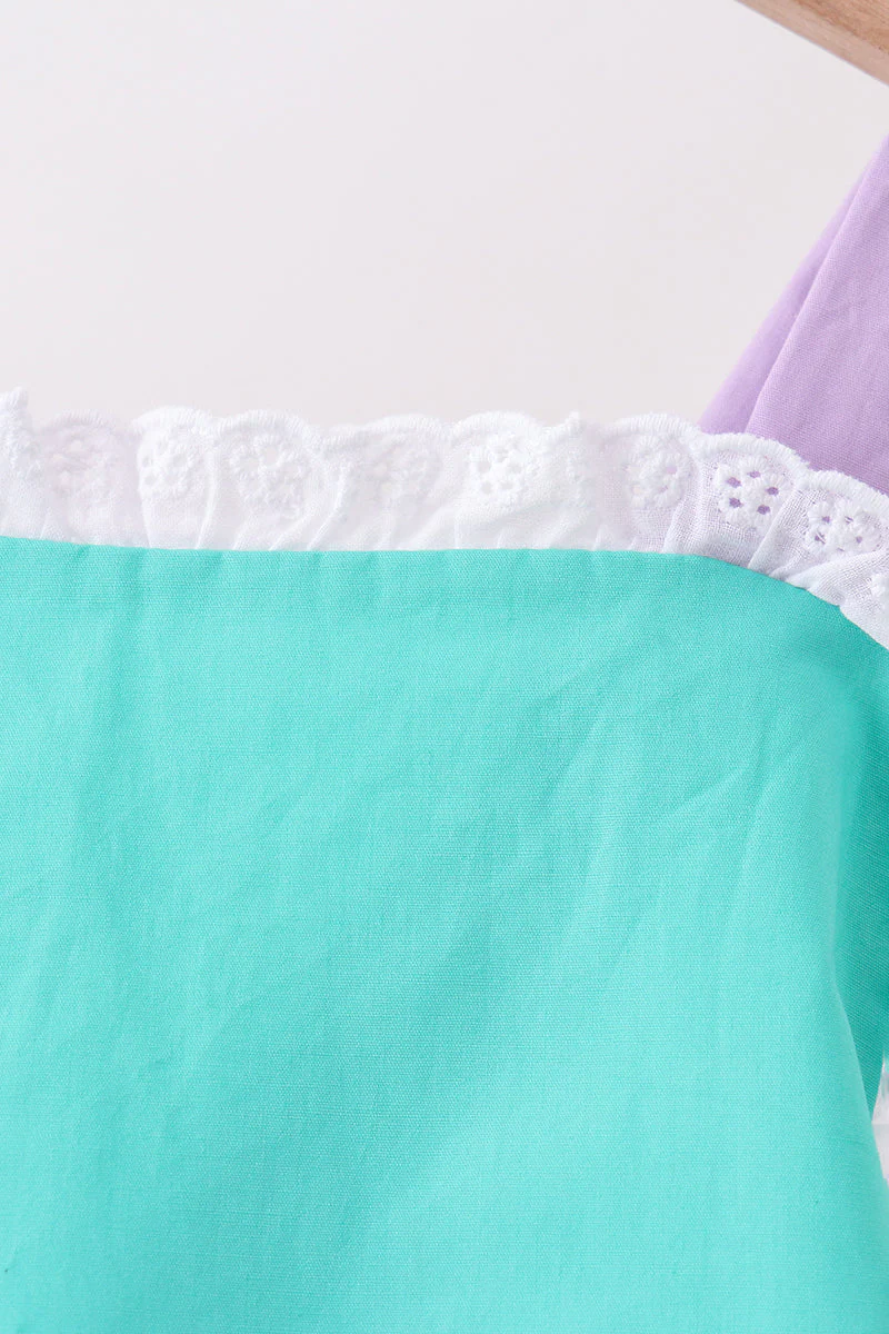 Green ribbon ruffle bow bubble - Image 3