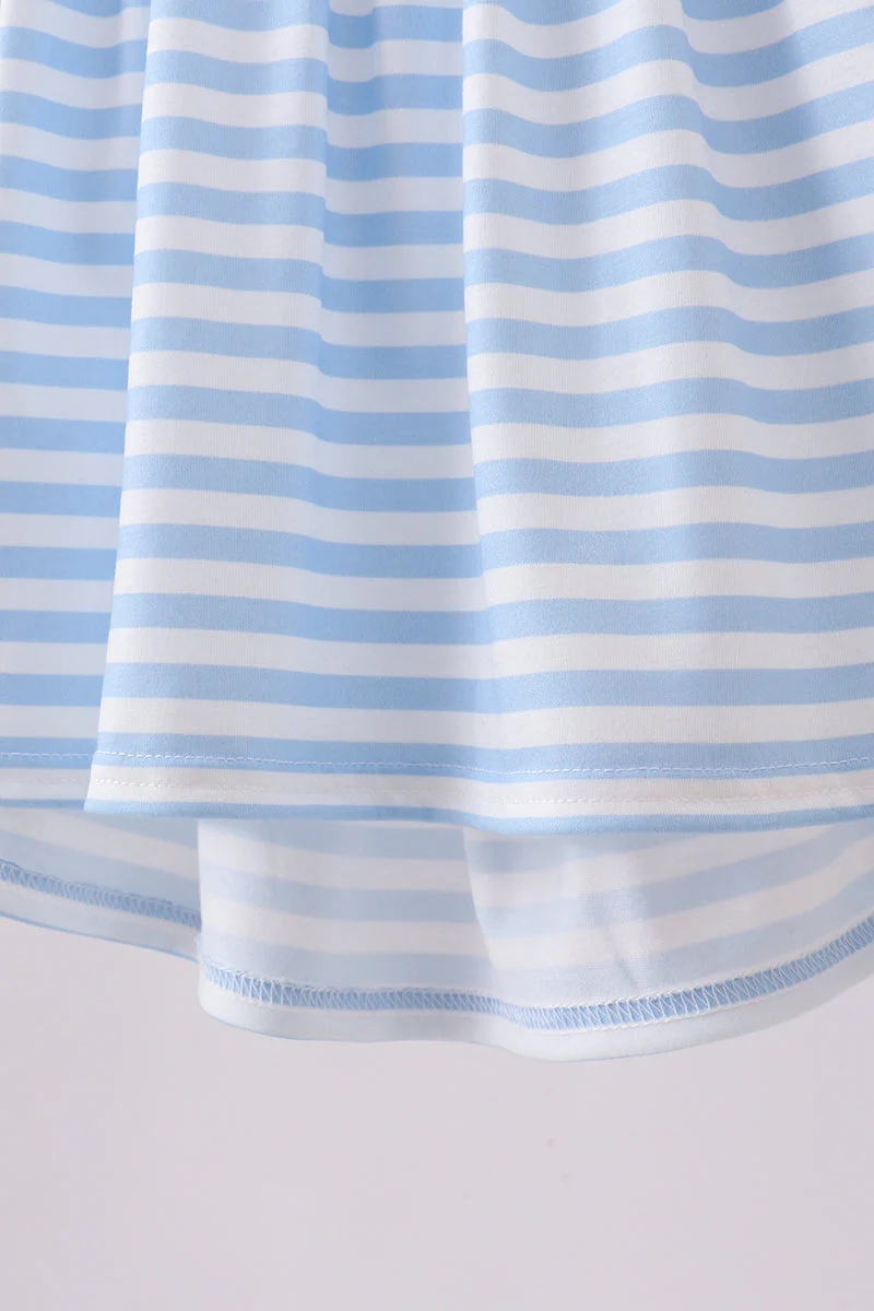 Red flag smocked stripe ruffle shorts set - Image 3