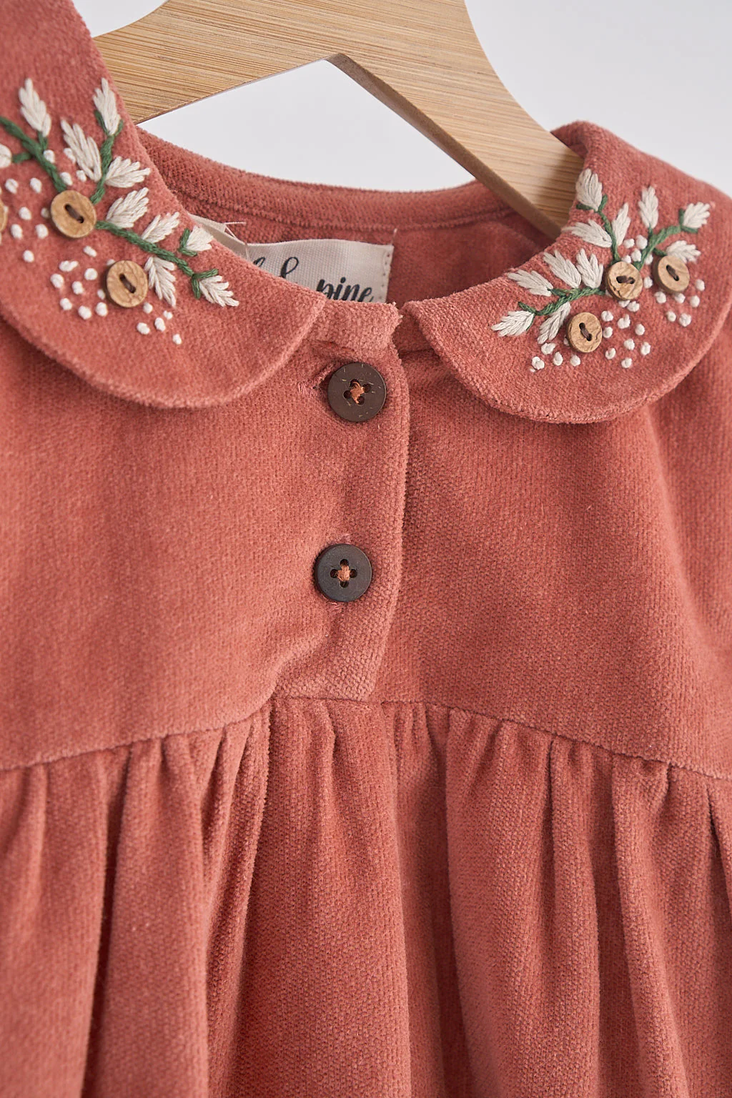 Rust floral embroidery velveteen girl dress - Image 3