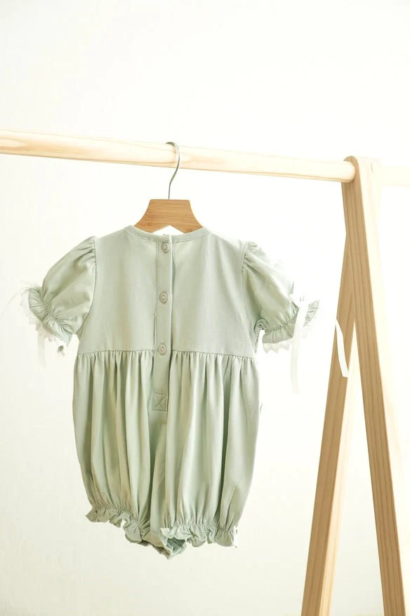 Sage hand-smocked lace girl bubble - Image 3